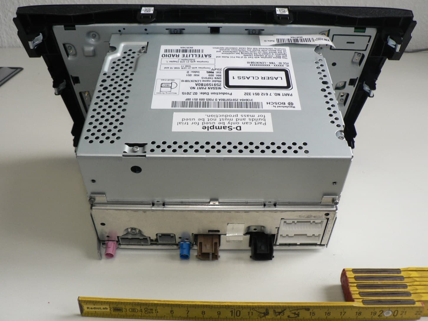 Radio Navigation System - FCC ID YBN-LCN2K70B10 - Robert Bosch GmbH (2)