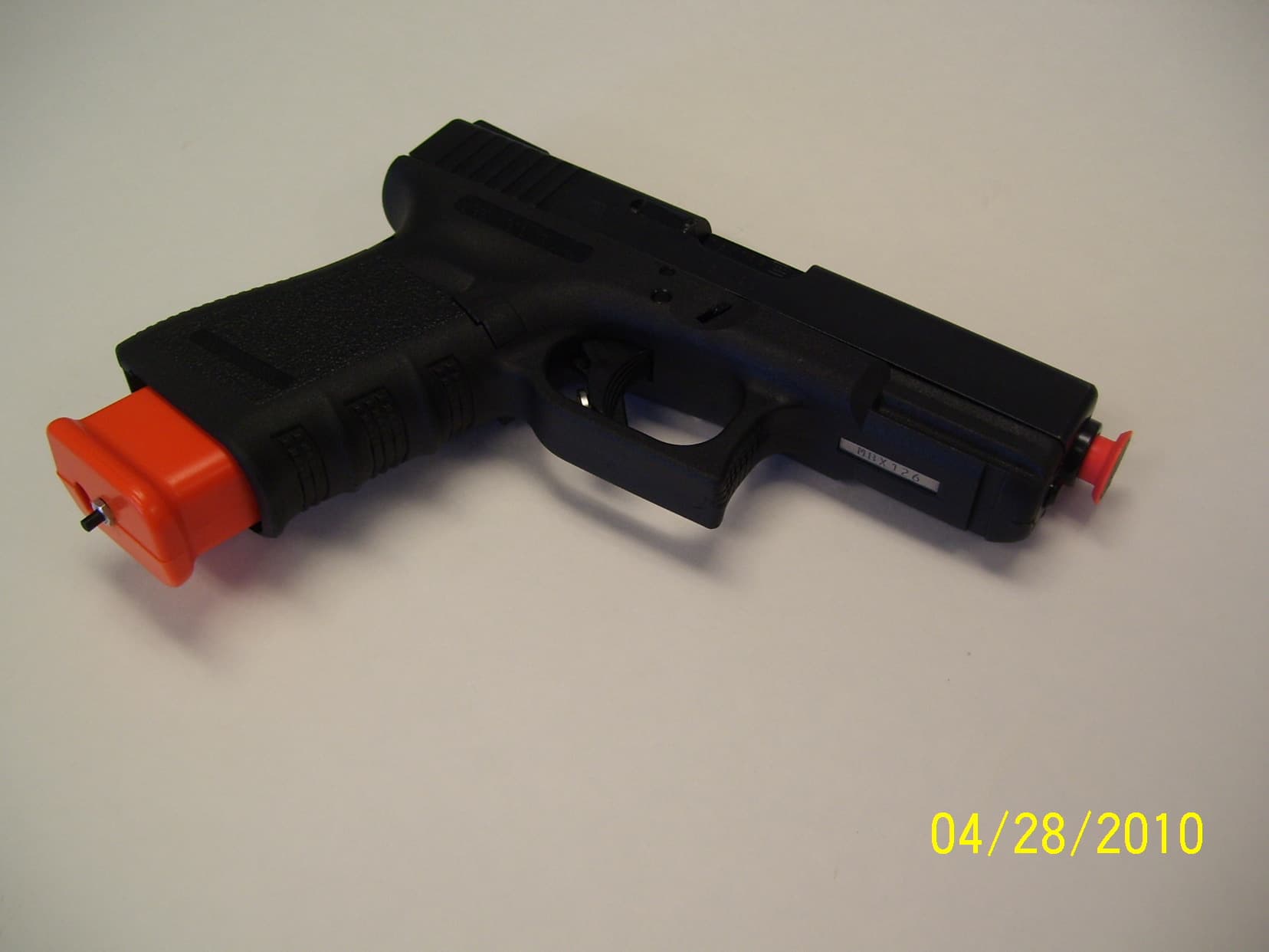 WIRELESS GUN TRIGGER / MAGAZINE DEVICE - FCC ID YCYRSMGZ1 - Novel Engineering Rapid Design Services, Inc. (3)