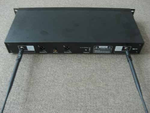 UHF WIRELESS MICROPHONE RECEIVER - FCC ID YE2DF-2400 - ENPING DIFAN ELECTRONICS CO., LTD. (2)