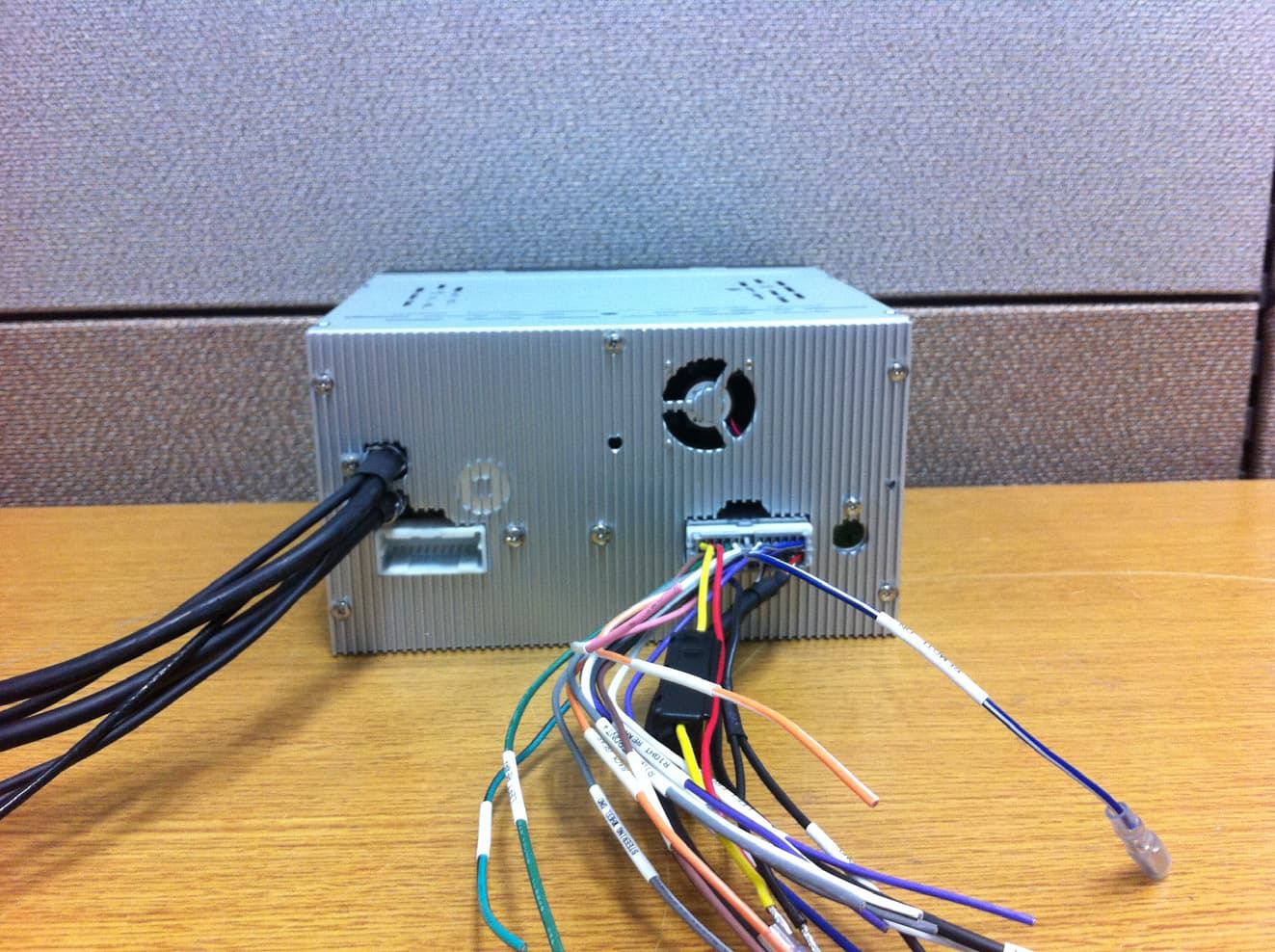 AVN (Car Audio Video Navigation System) - FCC ID YE4X1S - Glosys Inc. (3)