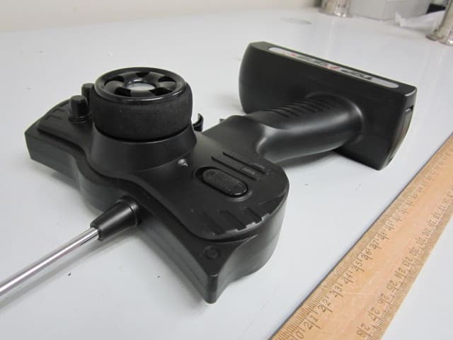 RC Toy Transmitter - FCC ID YEJSHENQIWEI-3 - CREATE TOYS FACTORY (2)