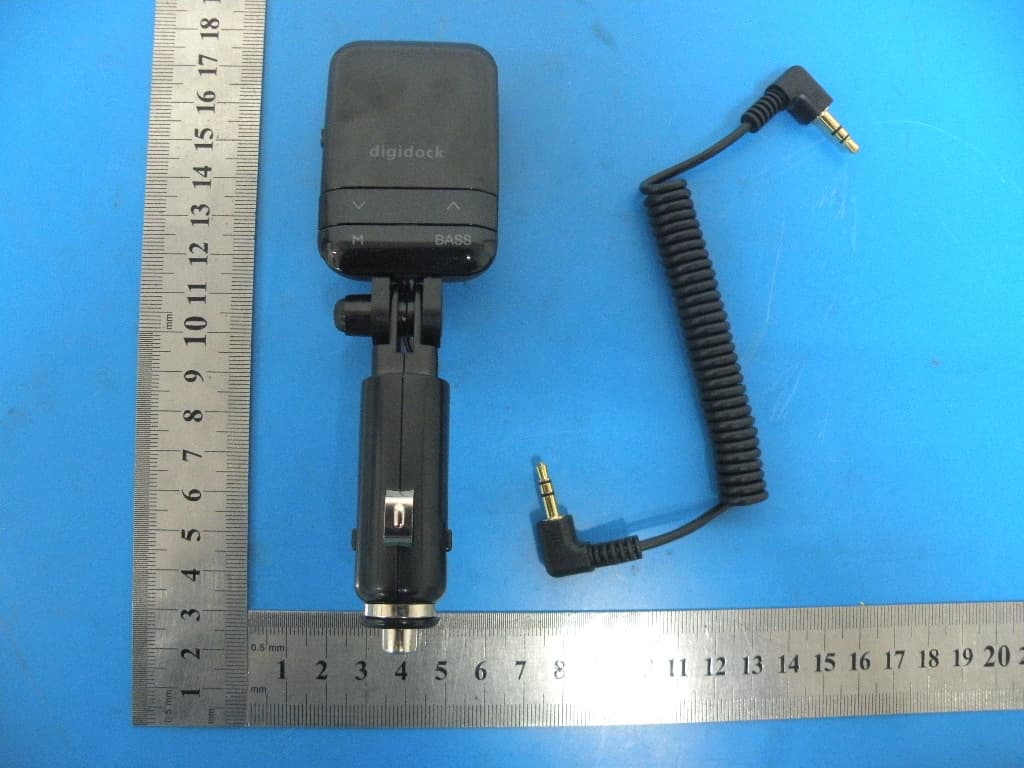 Bluetooth FM Transmitter - FCC ID YEKAC-2121 - DIGIDOCK DEVELOPMENT INC. (2)