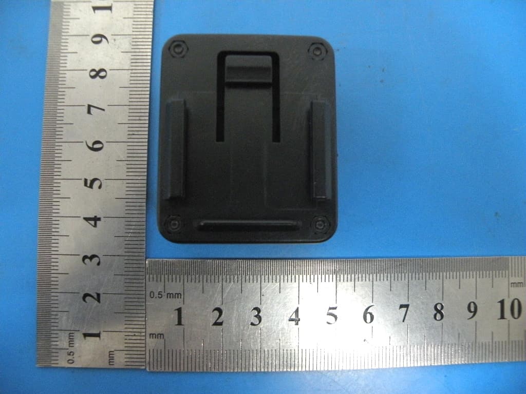 Bluetooth FM Transmitter - FCC ID YEKFMXP-T1 - DIGIDOCK DEVELOPMENT INC. (4)