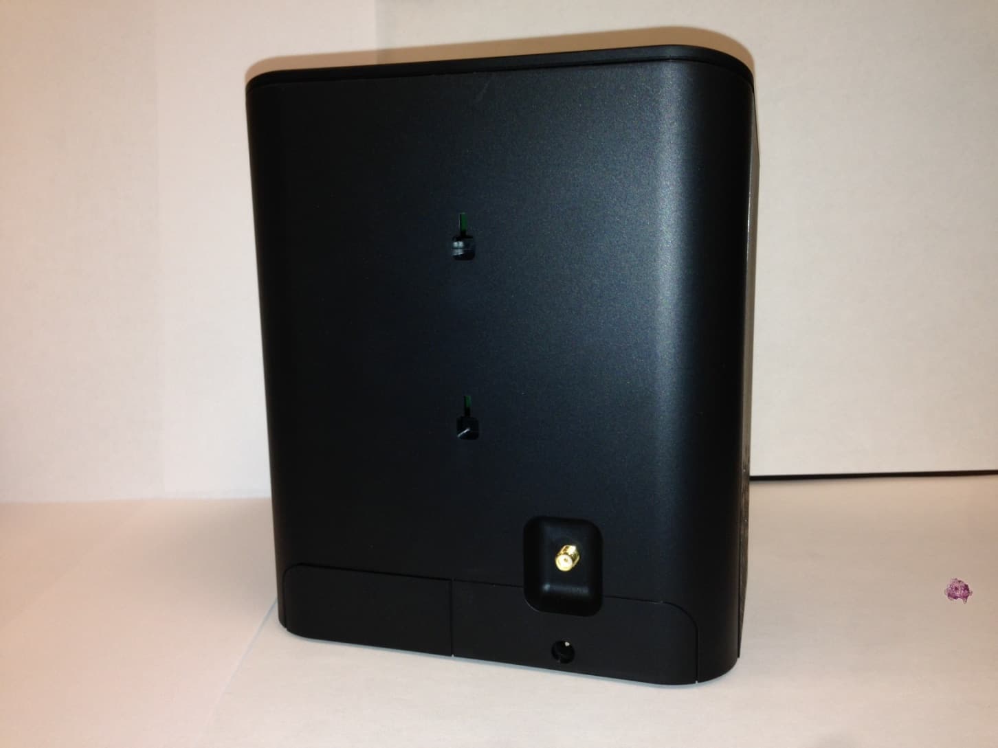 Provider Specific Consumer Signal Booster - FCC ID YETP24512NU - Nextivity Incorporated (2)