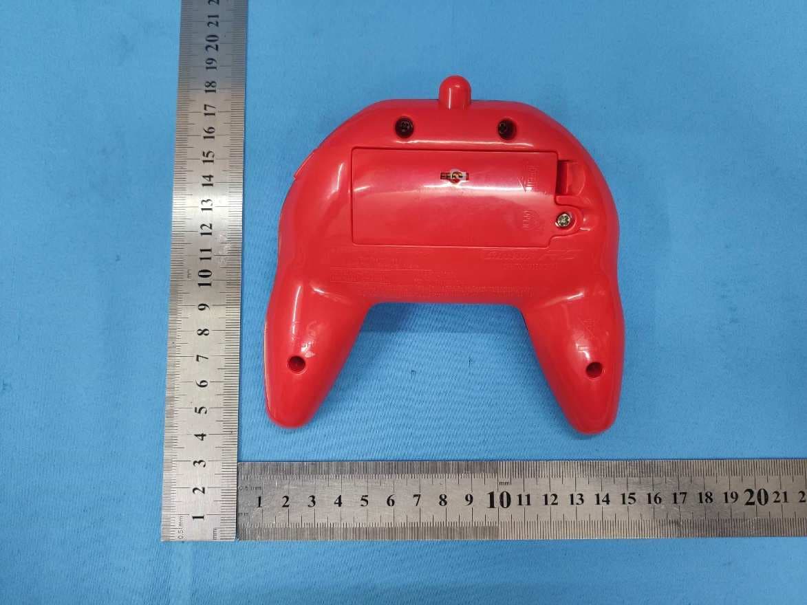 Radio Controlled Toy Transmitter (2.4GHz) - FCC ID YFA370410514 - Carrera Toys GmbH