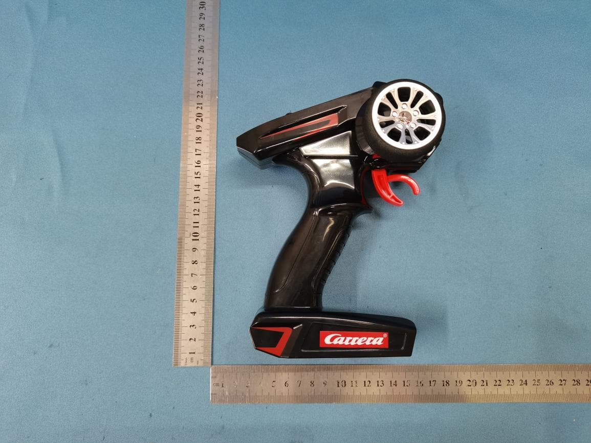 Short Range Device - Remote Control Toy Transmitter (2.4GHz) - FCC ID YFA370410530 - Carrera Toys GmbH