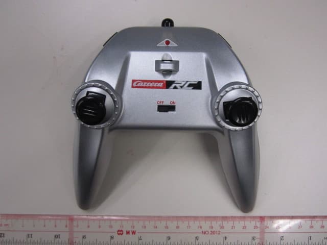Radio Control Toy Transmitter (2.4GHz) - FCC ID YFA370900027 - Carrera Toys GmbH