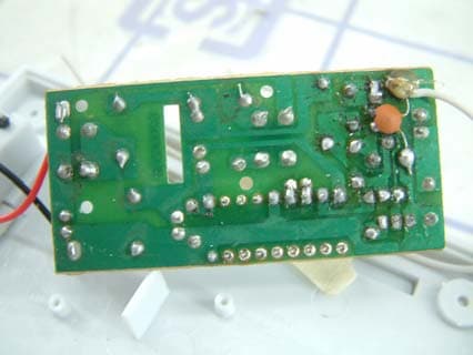 CORDLESS CEILING LIGHT WITH REMOTE - FCC ID YFMPDS06720 - PRODUCT SOURCE MARKETING LTD (1)