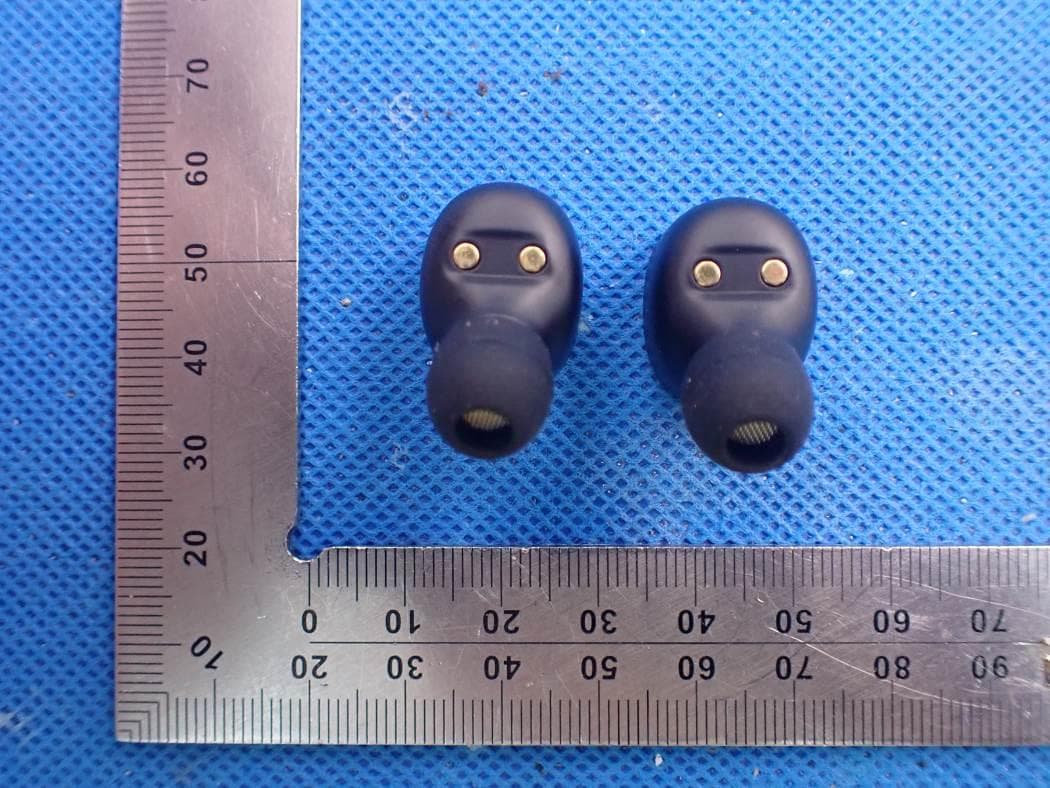 Bluetooth Headset - FCC ID YGK-T302A - SHENZHEN ROMAN TECHNOLOGY CO.,LTD.