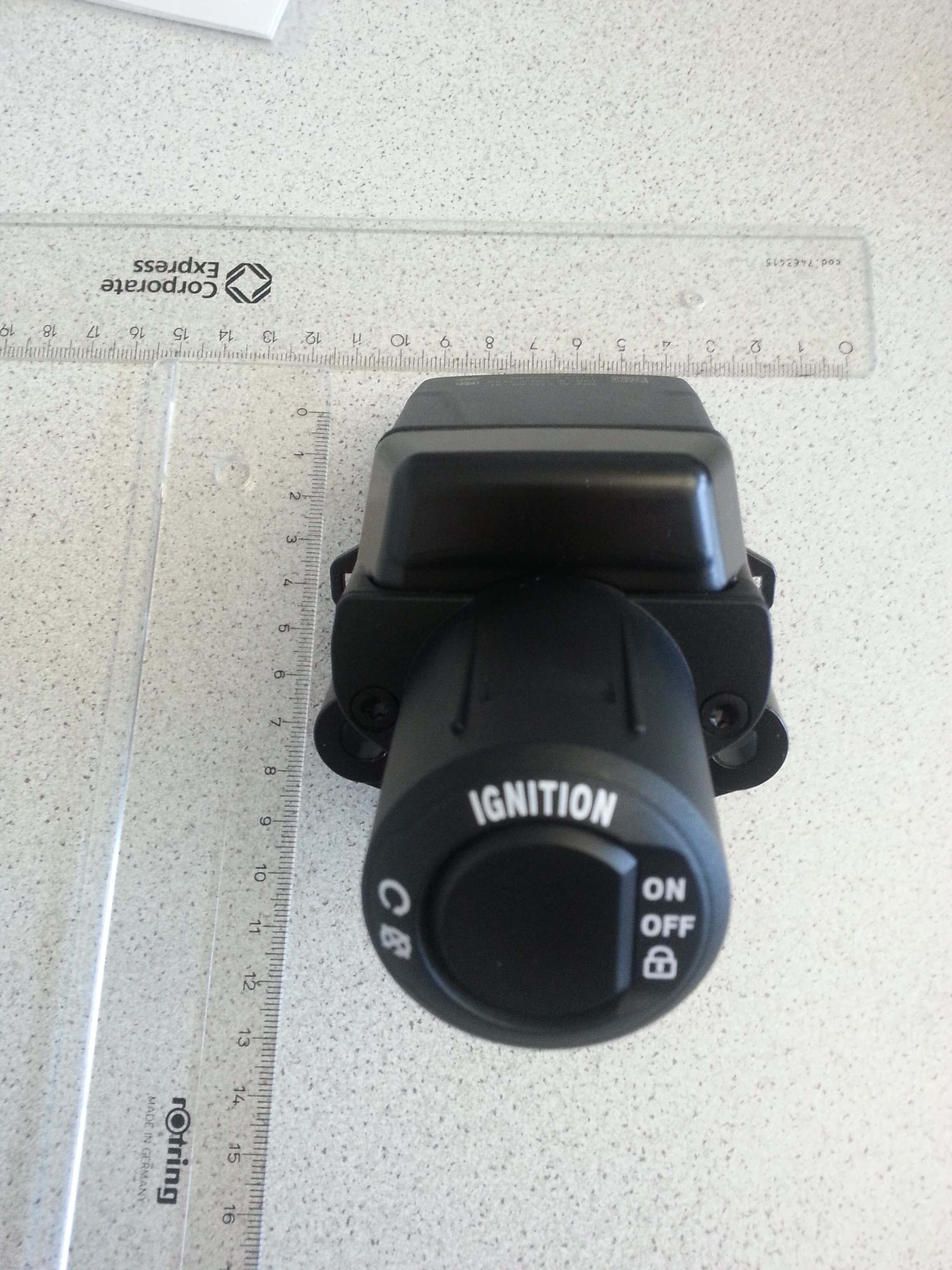 Radio Identification Device - FCC ID YGOHUF8465 - Huf  Huelsbeck & Fuerst GmbH & Co. KG