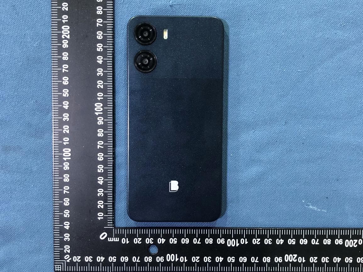 Smart phone - FCC ID YHLBLU9CMAX - BLU Products, Inc. (2)