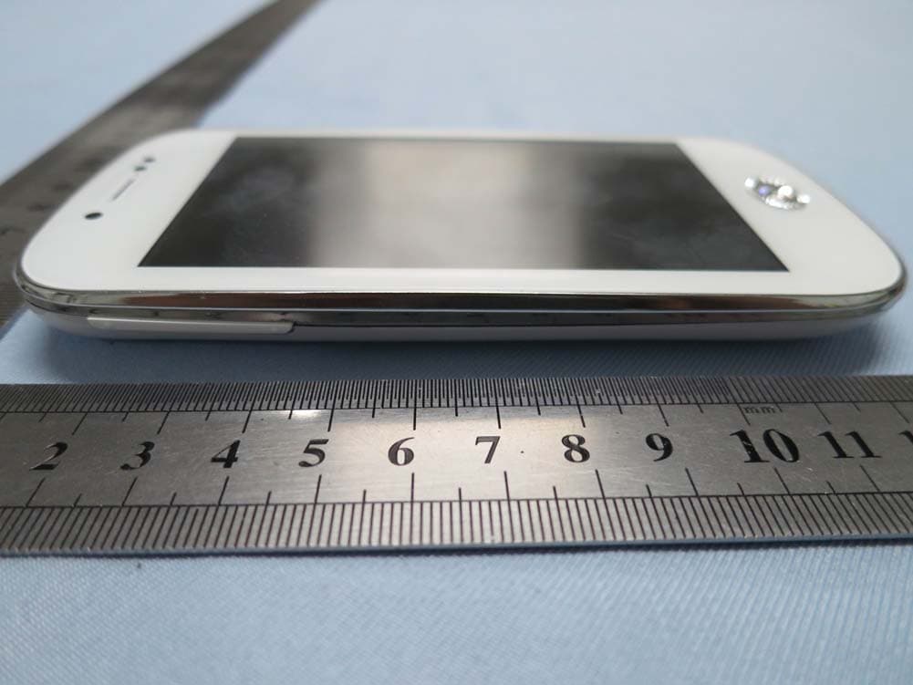 Smartphone - FCC ID YHLBLUAMOUR - BLU Products, Inc. (3)