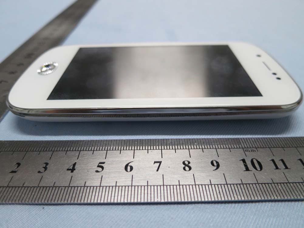 Smartphone - FCC ID YHLBLUAMOUR - BLU Products, Inc. (2)