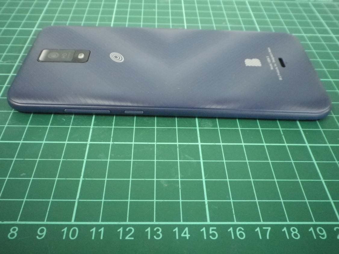 Smart Phone - FCC ID YHLBLUB140DL - BLU Products, Inc. (3)