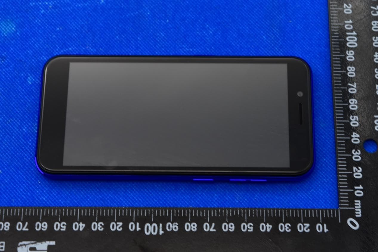 Smart Phone with GSM, WCDMA, LTE, Bluetooth and WiFi - FCC ID YHLBLUC5LP - BLU Products, Inc. (3)