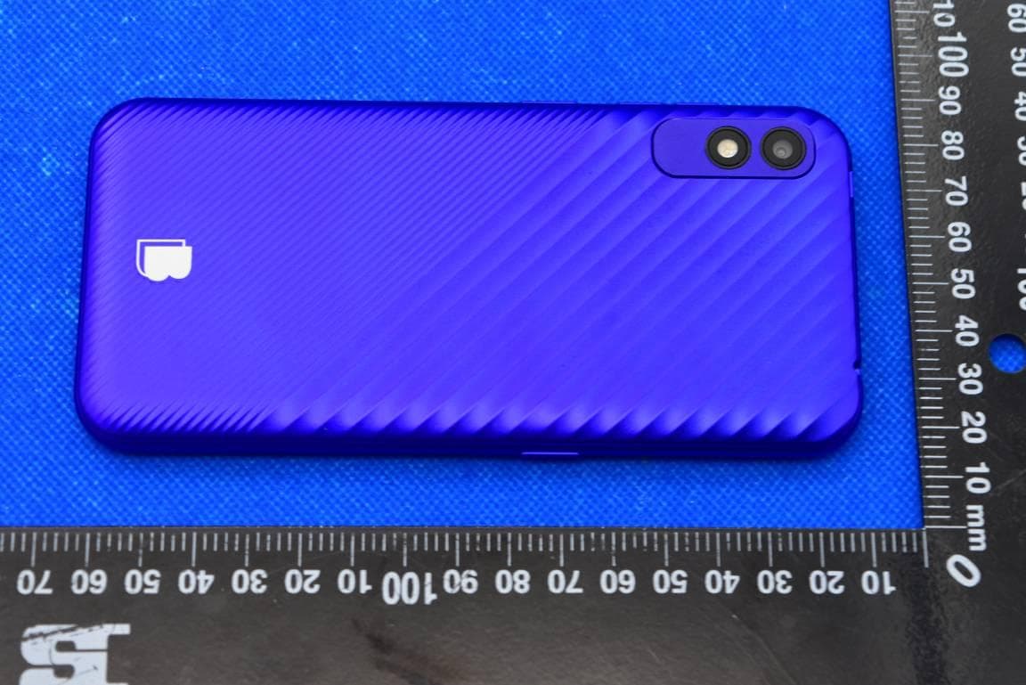 Smart Phone with GSM, WCDMA, LTE, Bluetooth and WiFi - FCC ID YHLBLUC5LP - BLU Products, Inc. (2)