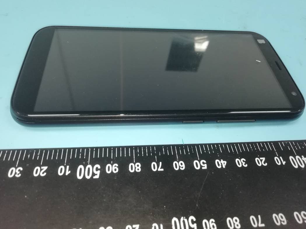 Mobile Phone - FCC ID YHLBLUC6L20 - BLU Products, Inc. (4)