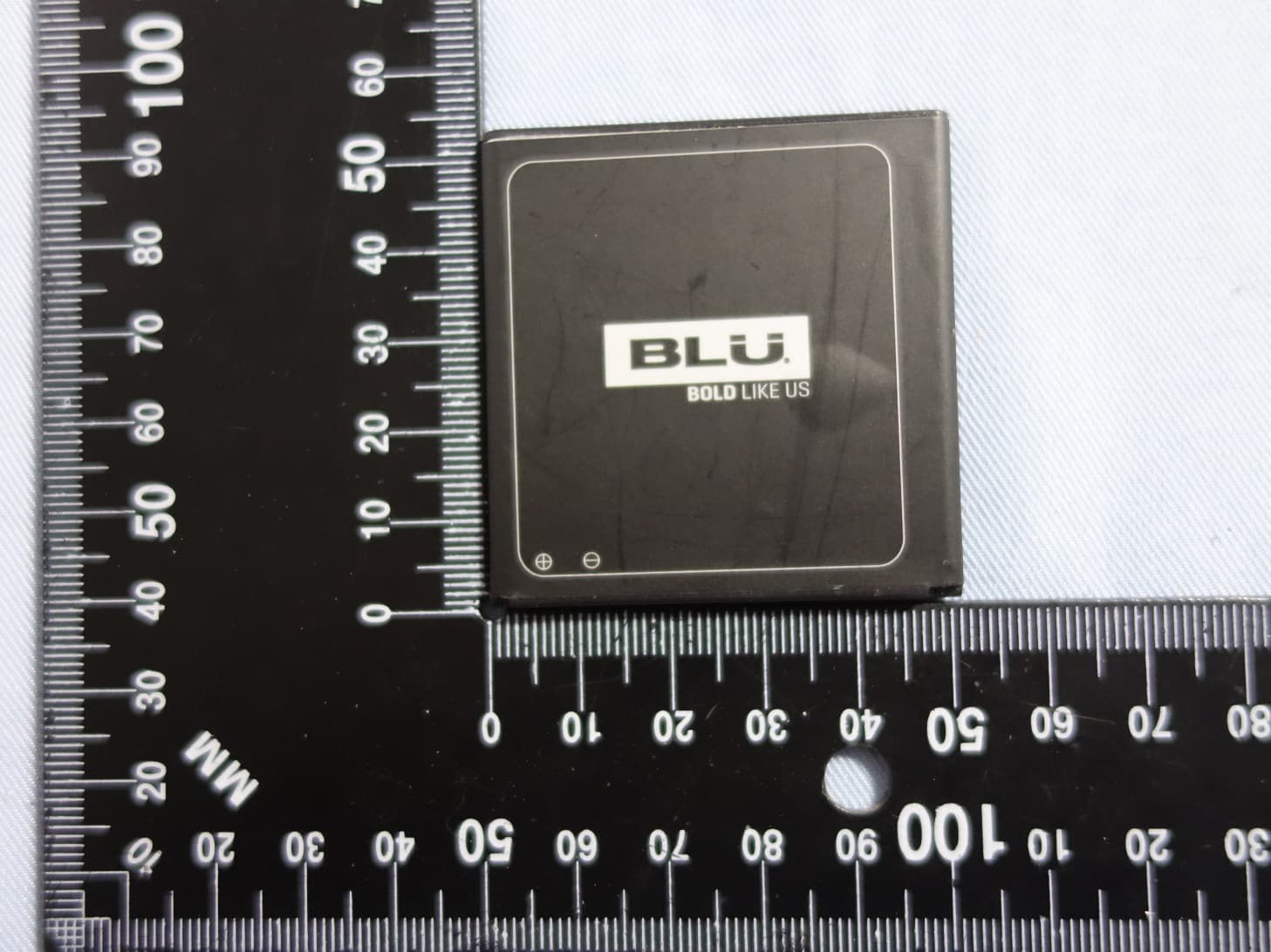 Mobile phone - FCC ID YHLBLUDASH35CE - BLU Products, Inc. (5)