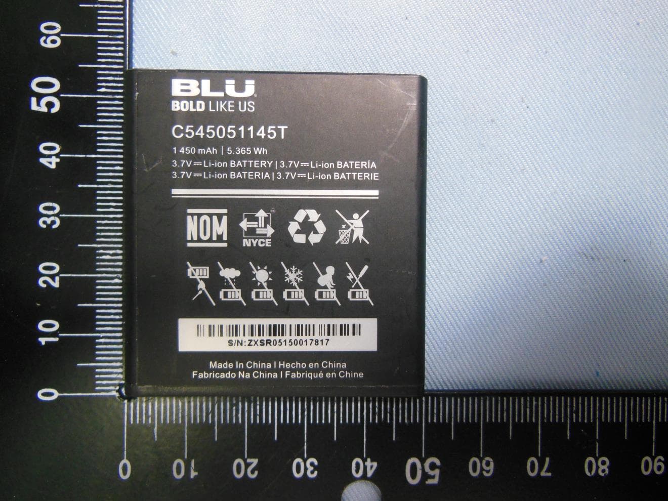 Mobile phone - FCC ID YHLBLUDASHL - BLU Products, Inc. (1)