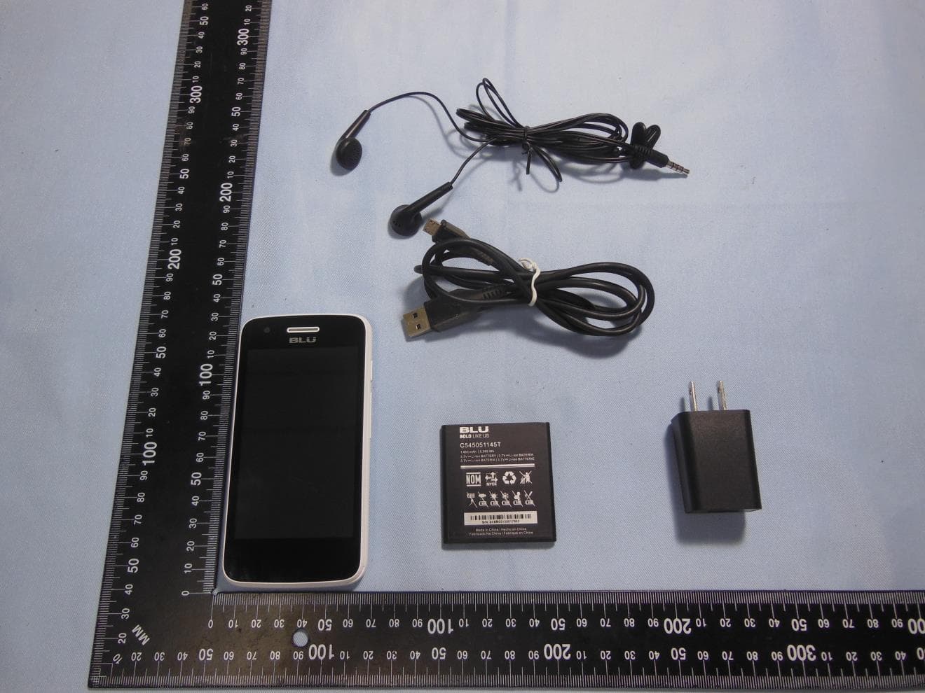 Mobile phone - FCC ID YHLBLUDASHL - BLU Products, Inc. (4)
