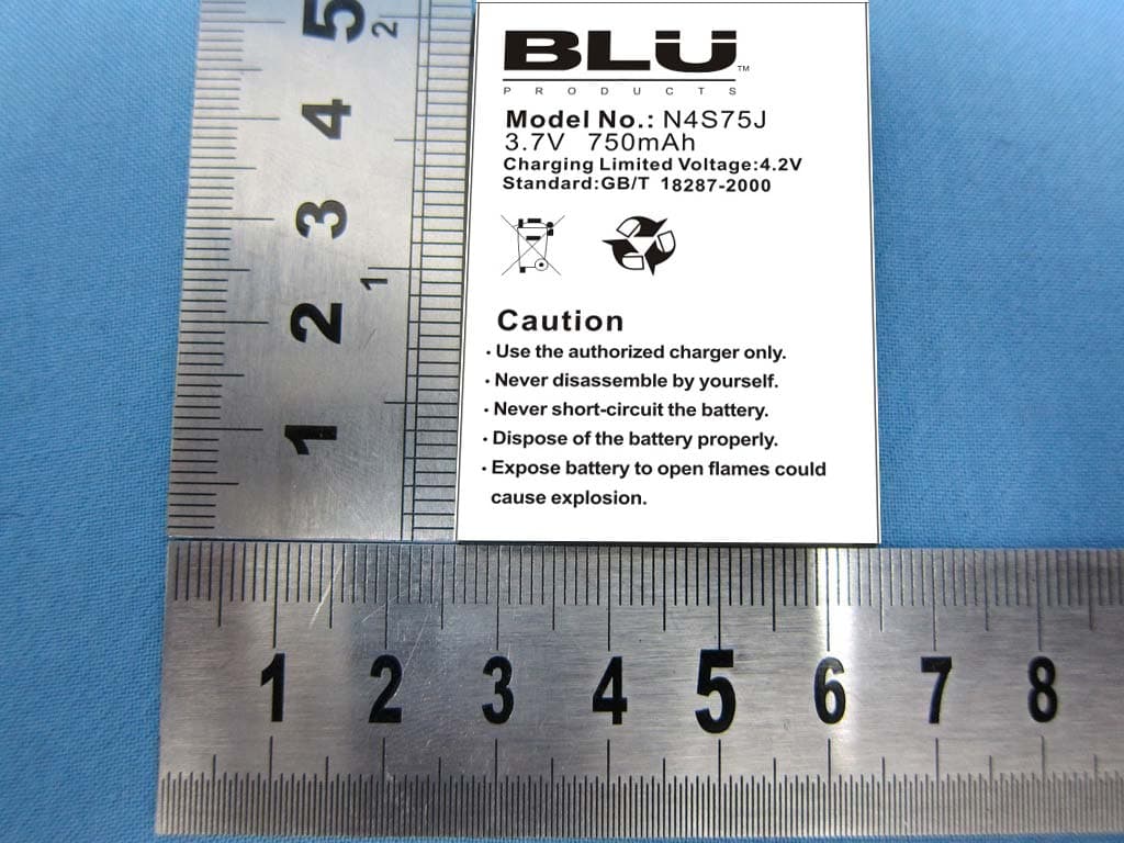 Quad-Band (850/900/1800/1900) Mobile Phone - FCC ID YHLBLUDEEJAYII - BLU Products, Inc. (2)