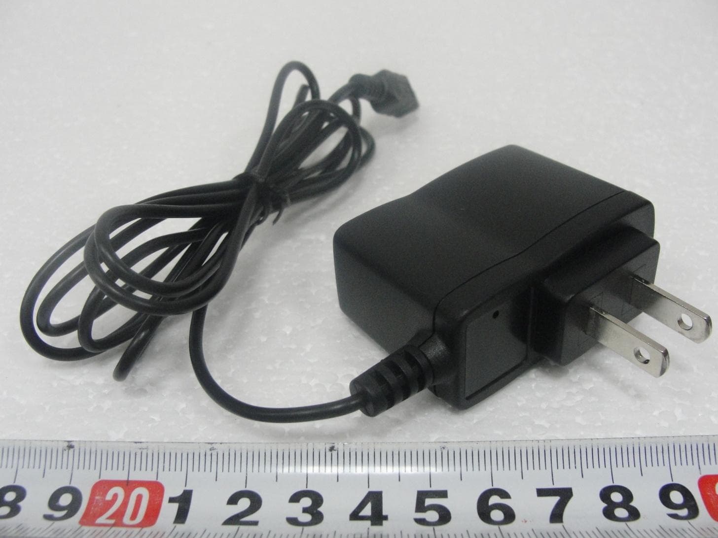 GSM Mobile Phone - FCC ID YHLBLUDJ - BLU Products, Inc. (2)