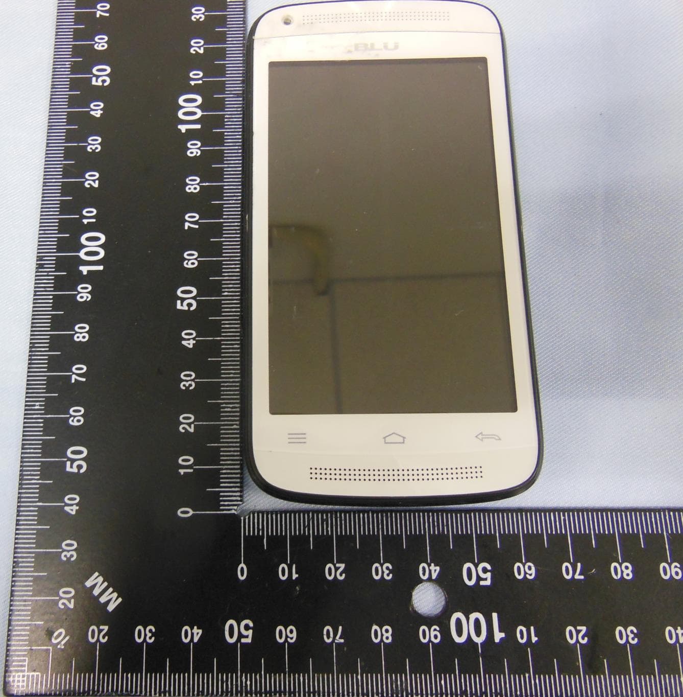 Mobile phone - FCC ID YHLBLUDMUSICJR - BLU Products, Inc. (1)