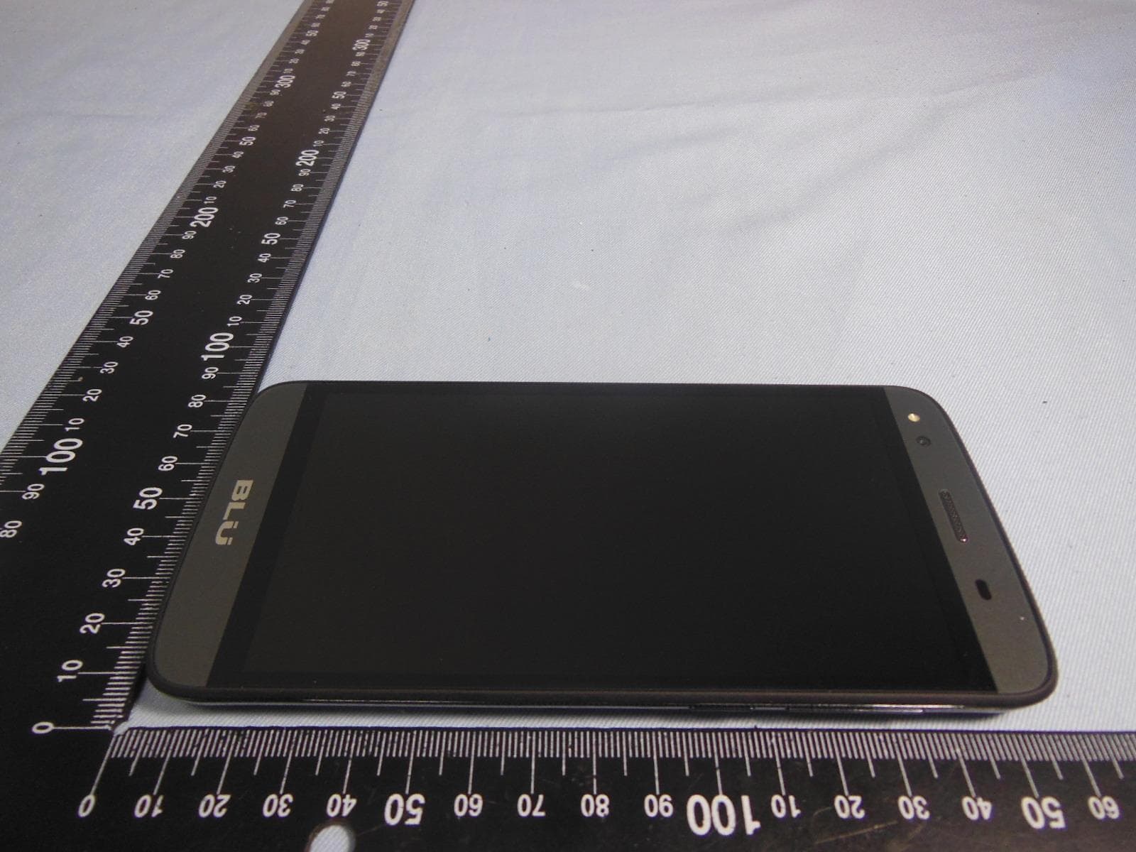 Mobile phone - FCC ID YHLBLUDXPLUSLTE - BLU Products, Inc. (3)