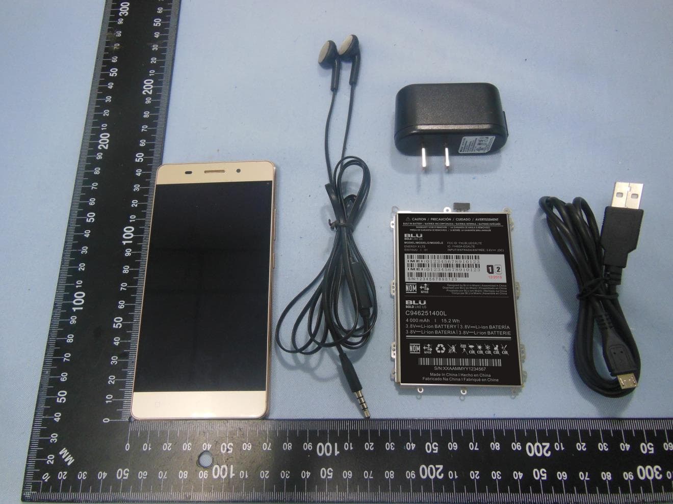 Mobile phone - FCC ID YHLBLUEGXLTE - BLU Products, Inc. (4)