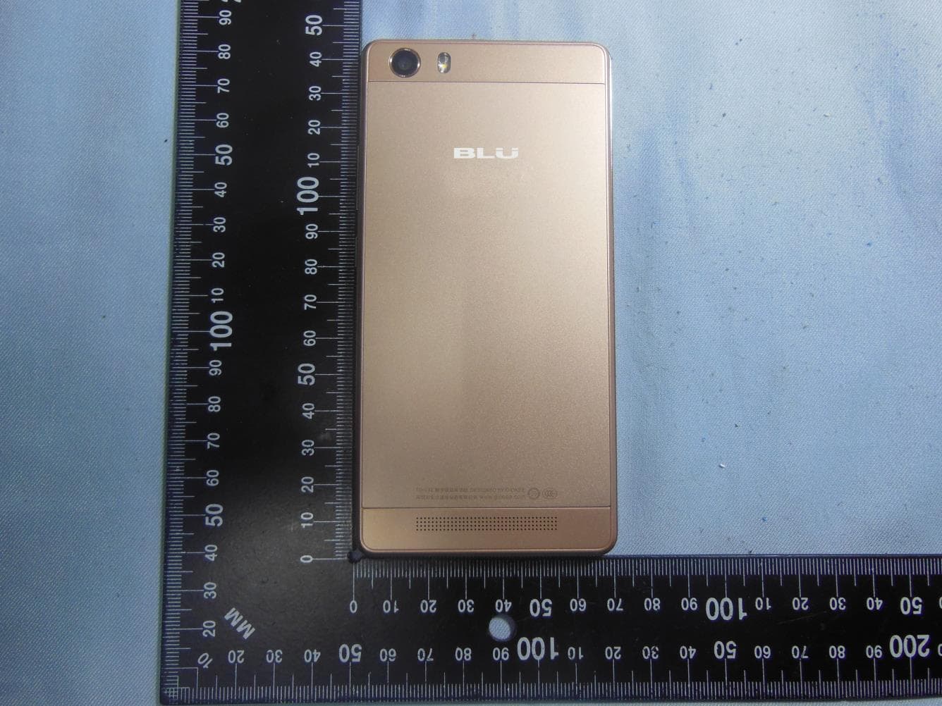Mobile phone - FCC ID YHLBLUEGXLTE - BLU Products, Inc. (2)