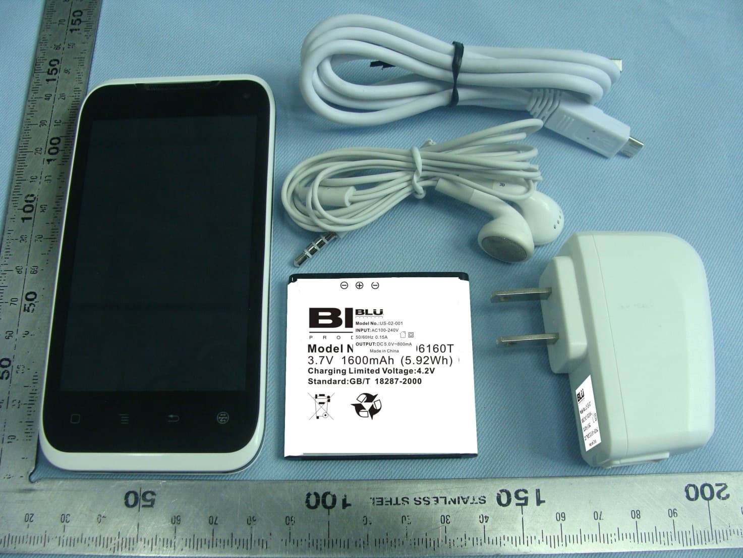 WCDMA/GSM smartphone - FCC ID YHLBLUELITE - BLU Products, Inc.