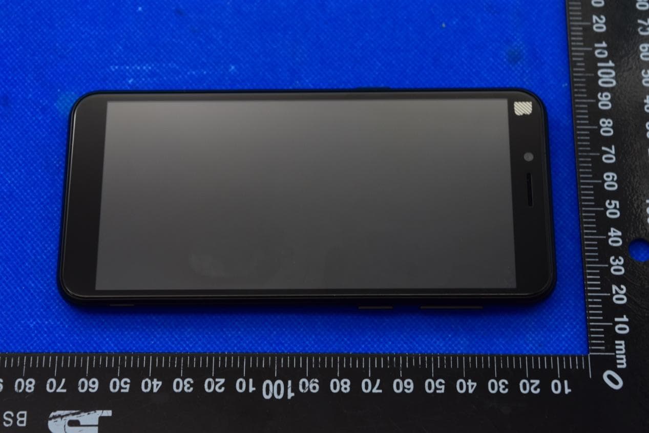 Smart Phone with GSM, WCDMA, LTE, Bluetooth and WiFi - FCC ID YHLBLUG40UU - BLU Products, Inc. (3)