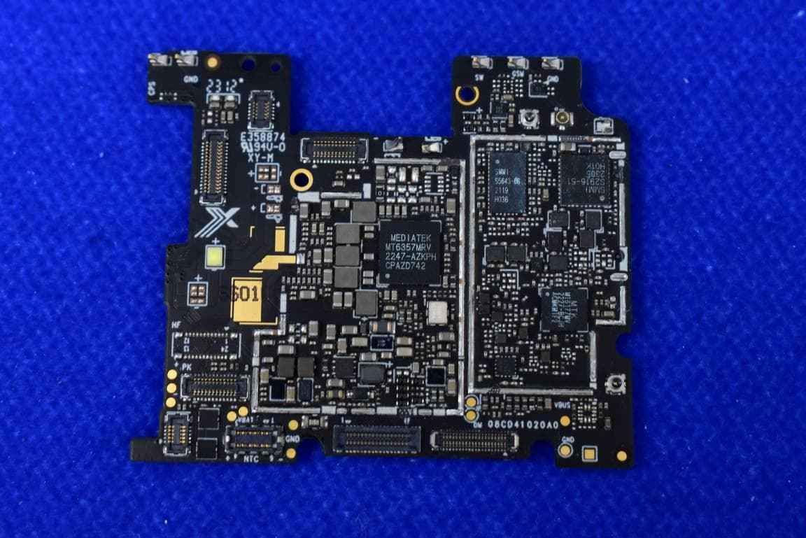 Smart Phone with GSM, WCDMA, LTE, WiFi and Bluetooth - FCC ID YHLBLUG53W851 - BLU Products, Inc.