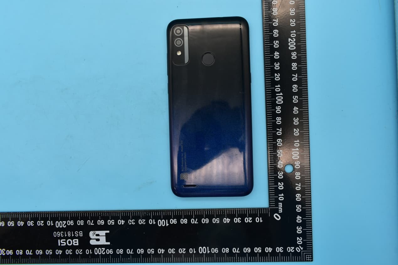 Smart Phone with Bluetooth, WiFi, GSM, WCDMA and LTE - FCC ID YHLBLUG61 - BLU Products, Inc.