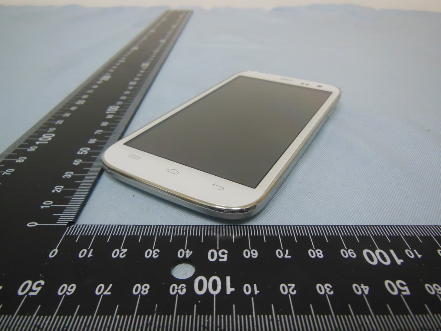 Mobile phone - FCC ID YHLBLULIFEONEM - BLU Products, Inc. (4)