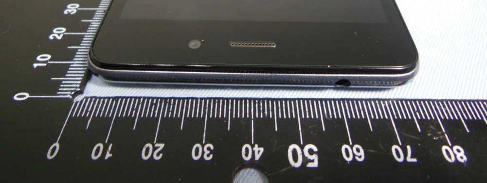 Smartphone - FCC ID YHLBLULIFEXL3 - BLU Products, Inc. (5)