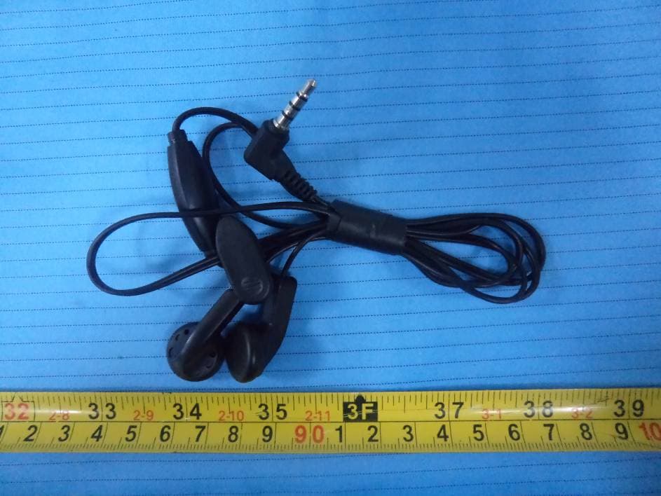 Mobile Phone - FCC ID YHLBLULINDY - BLU Products, Inc. (2)