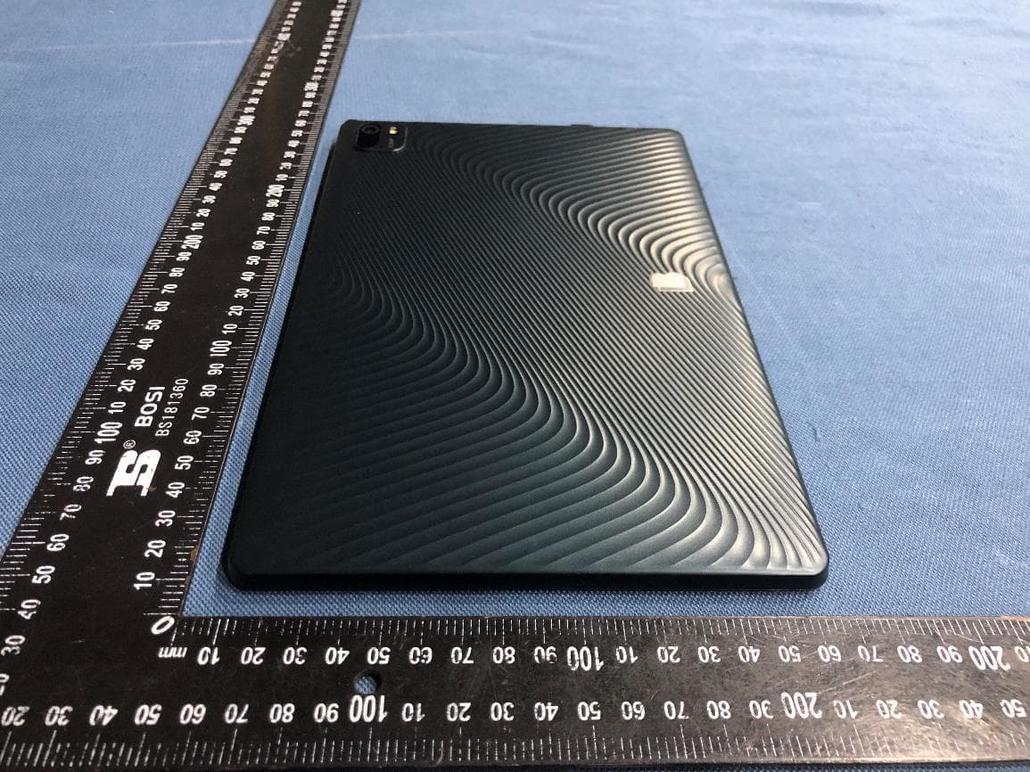 Tablet - FCC ID YHLBLUM10LP15 - BLU Products, Inc. (4)