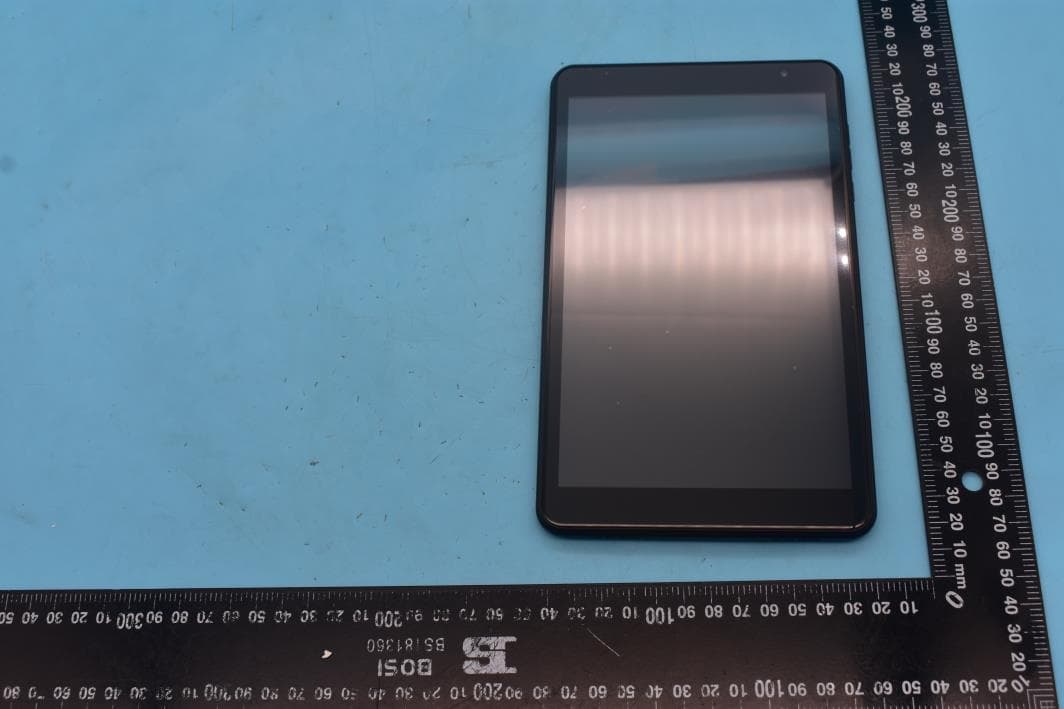Tablet with GSM, WCDMA, LTE, WiFi and BT - FCC ID YHLBLUM8L22 - BLU Products, Inc. (5)
