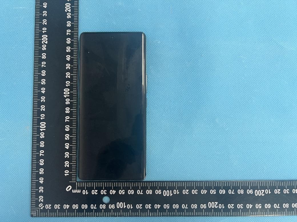 Smart Phone - FCC ID YHLBLUN3U - BLU Products, Inc. (2)