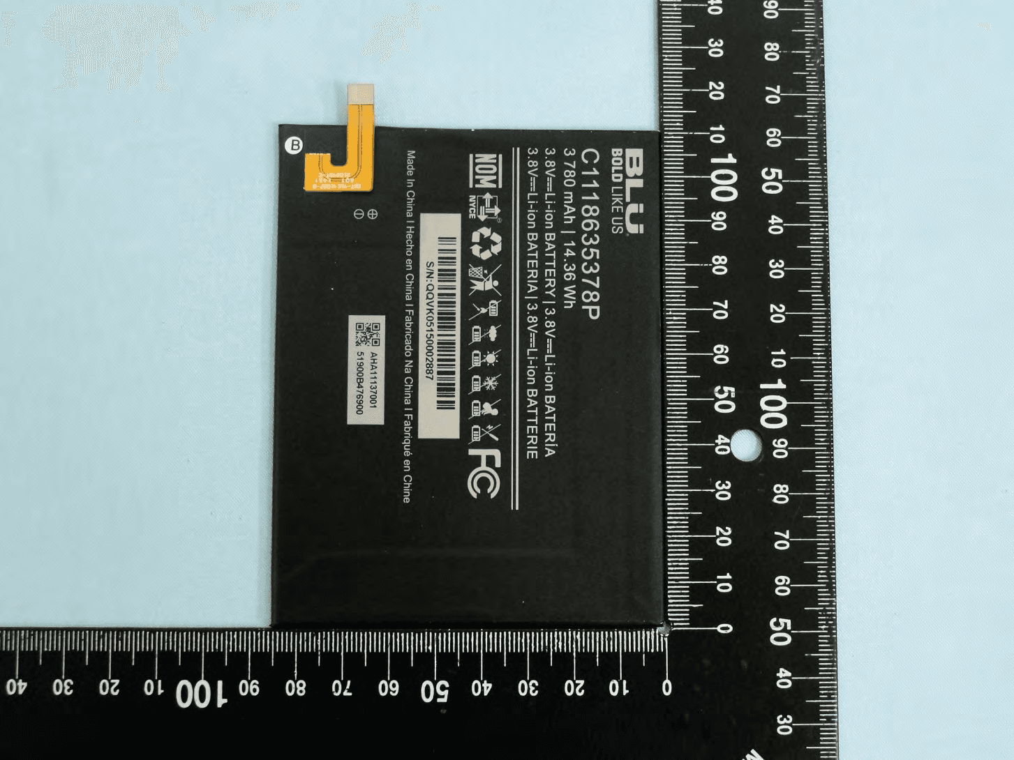 Smartphone - FCC ID YHLBLUST70LTE - BLU Products, Inc. (1)