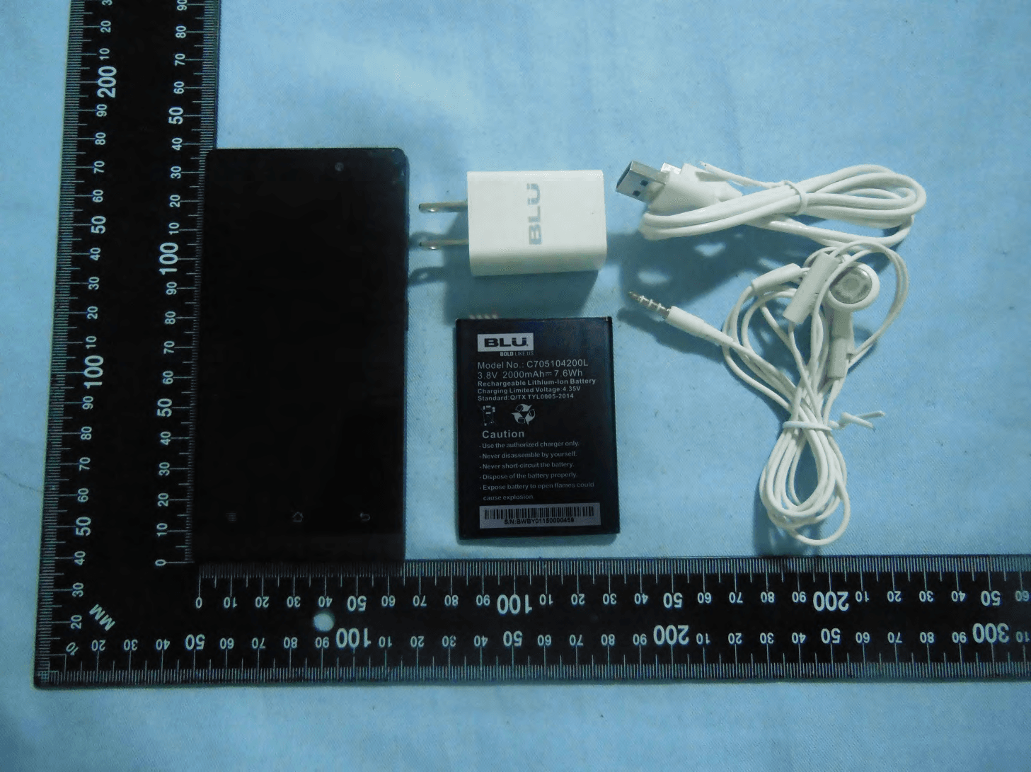 Smart phone - FCC ID YHLBLUSTMNLTE2 - BLU Products, Inc.