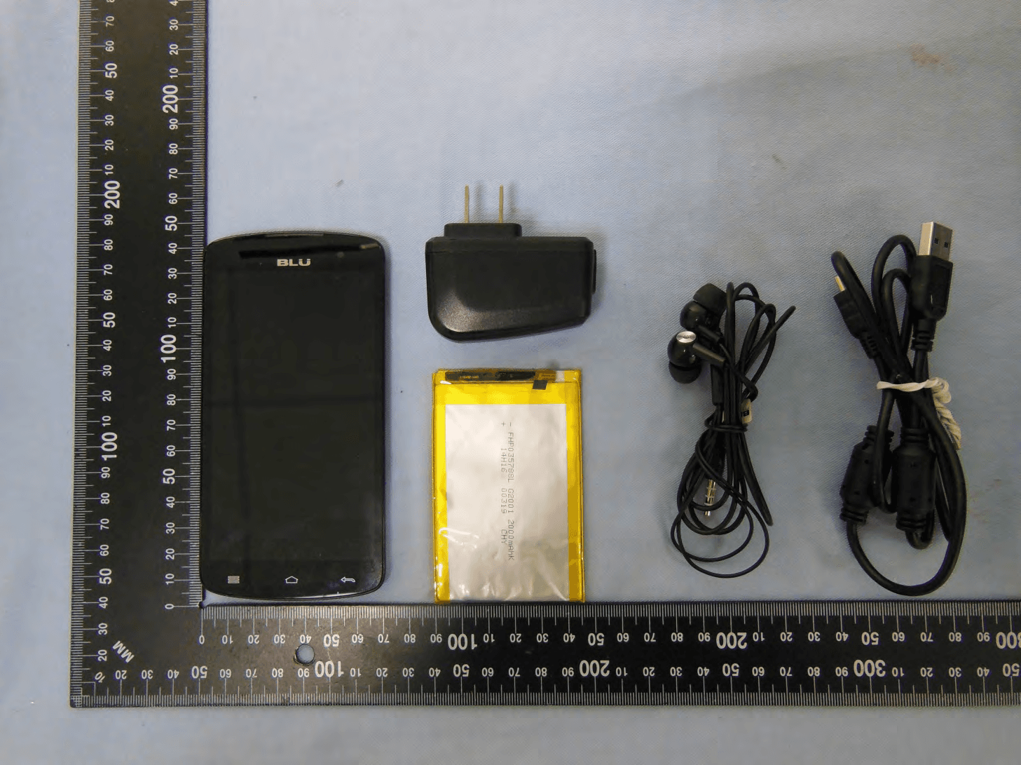 Mobile phone - FCC ID YHLBLUSTUDIOX - BLU Products, Inc. (2)