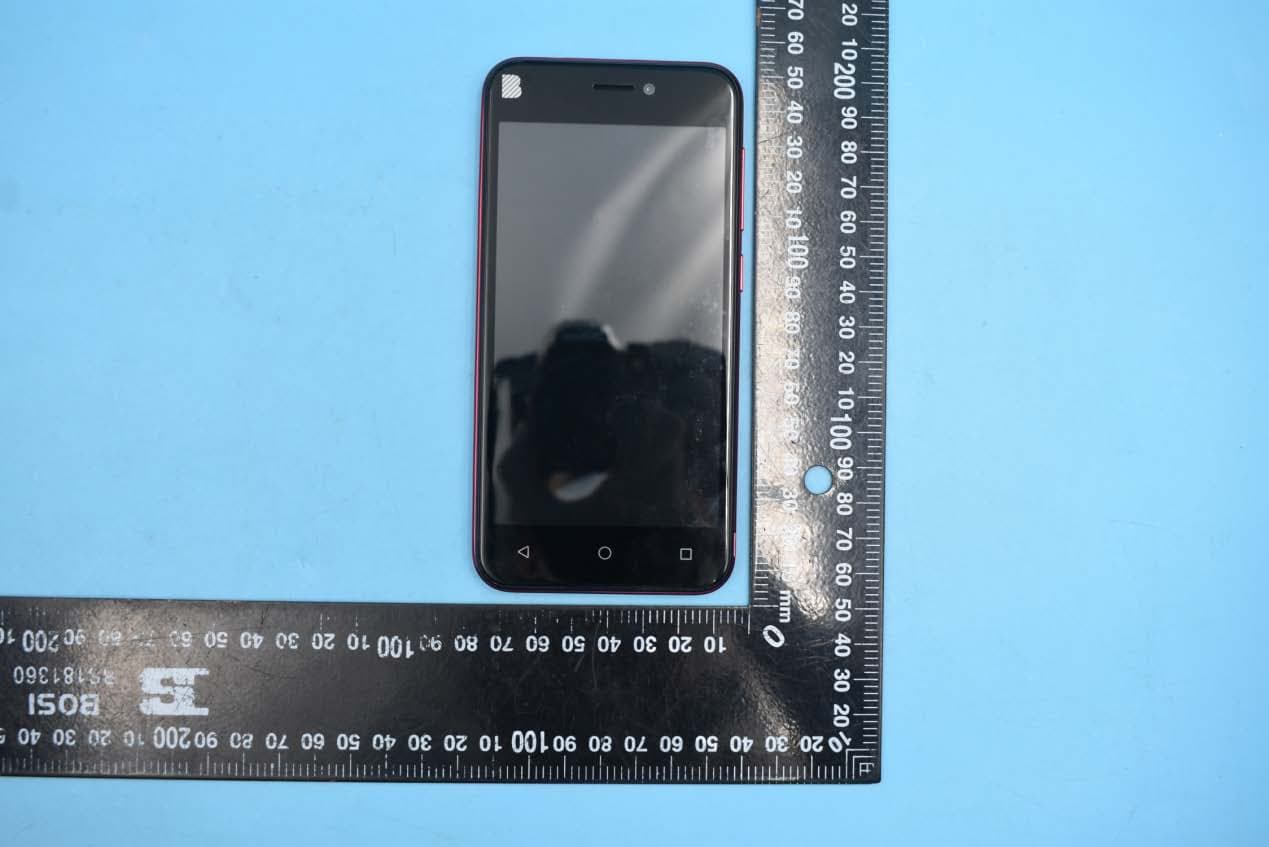 Smart Phone (WCDMA/GSM/BT/WIFI) - FCC ID YHLBLUSTX10 - BLU Products, Inc. (2)