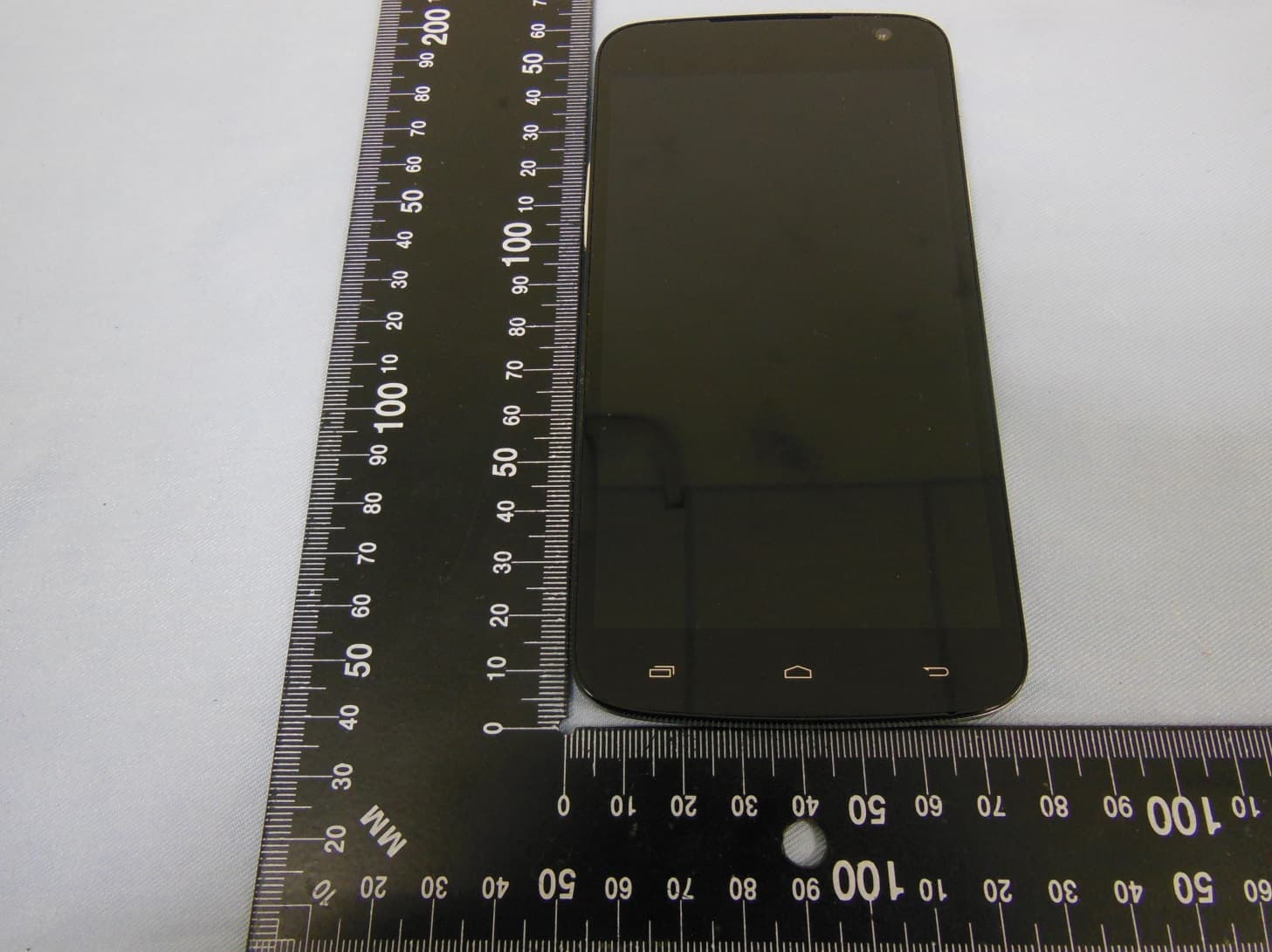 Mobile phone - FCC ID YHLBLUSTXPLUS - BLU Products, Inc. (4)