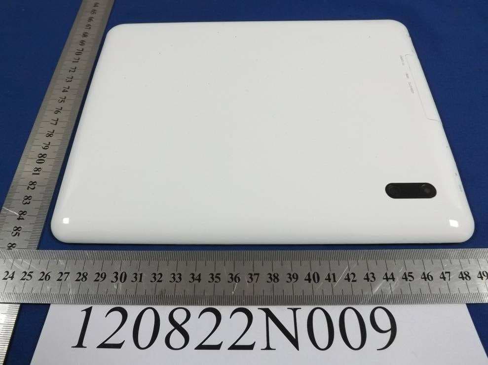 Touch Book 9.7 - FCC ID YHLBLUTB97WIFI - BLU Products, Inc. (4)