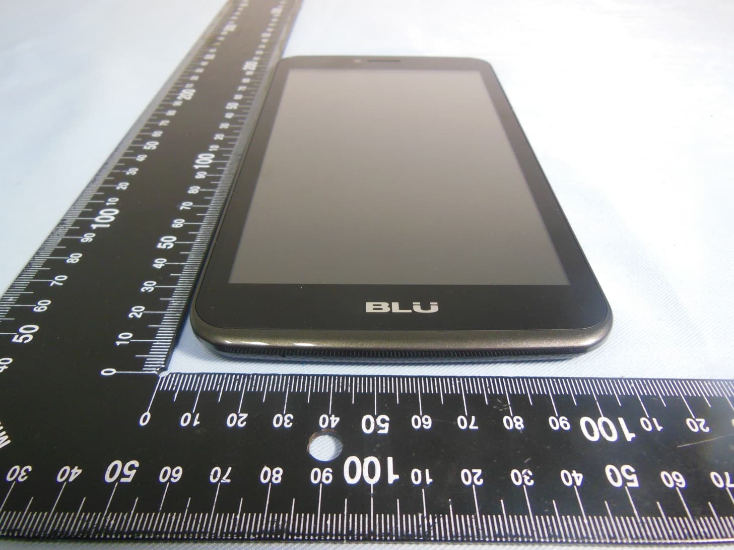 Tablet - FCC ID YHLBLUTBG7 - BLU Products, Inc. (5)