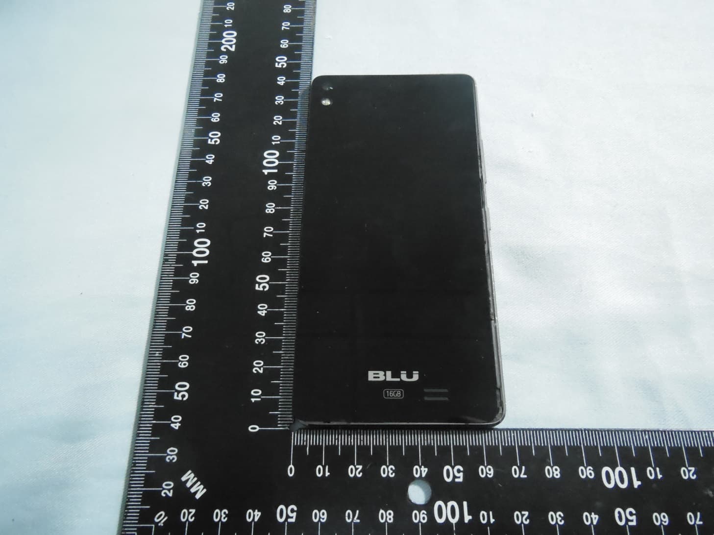 Mobile phone - FCC ID YHLBLUVIVOAIR - BLU Products, Inc. (5)