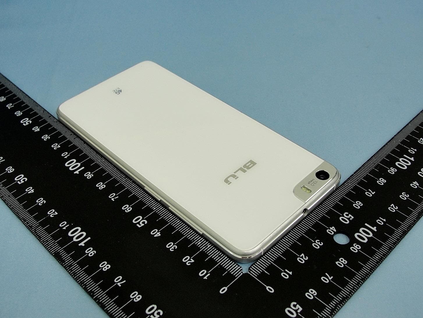 Smart Phone - FCC ID YHLBLUVIVOLTE - BLU Products, Inc. (2)