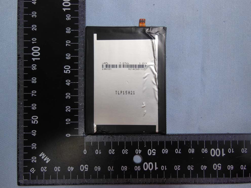 Smartphone - FCC ID YHLBLUVVAIRLTE - BLU Products, Inc.